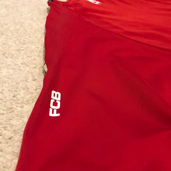 FC Bayern Munchen (Munich) Soccer Jersey ⚽️ - Picture 8 of 8